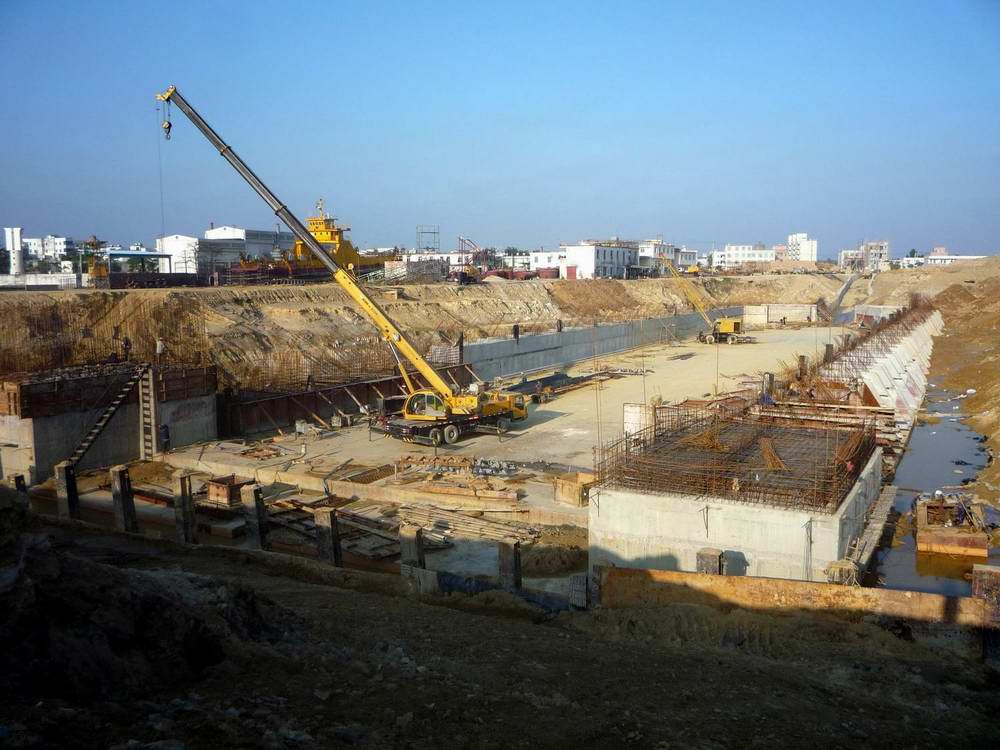 湛江麻斜船5萬噸級船塢擴建改造水工工程